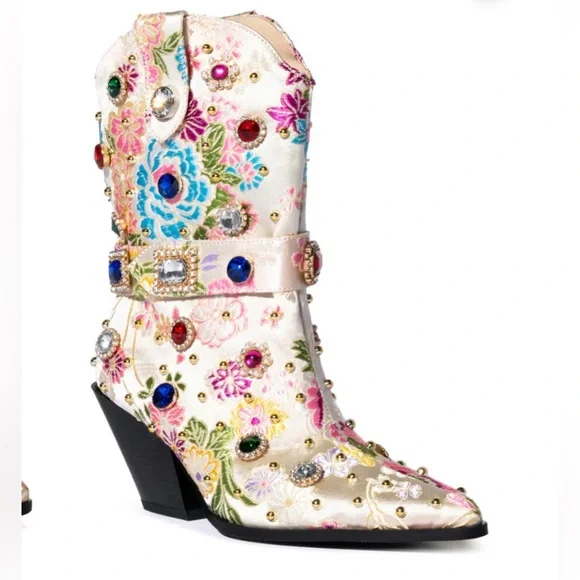 AZALEA WANG DILIGENT EMBELLISHED BASIC CHUNKY BOOTIE IN BONE 7.5 - Picture 9 of 16